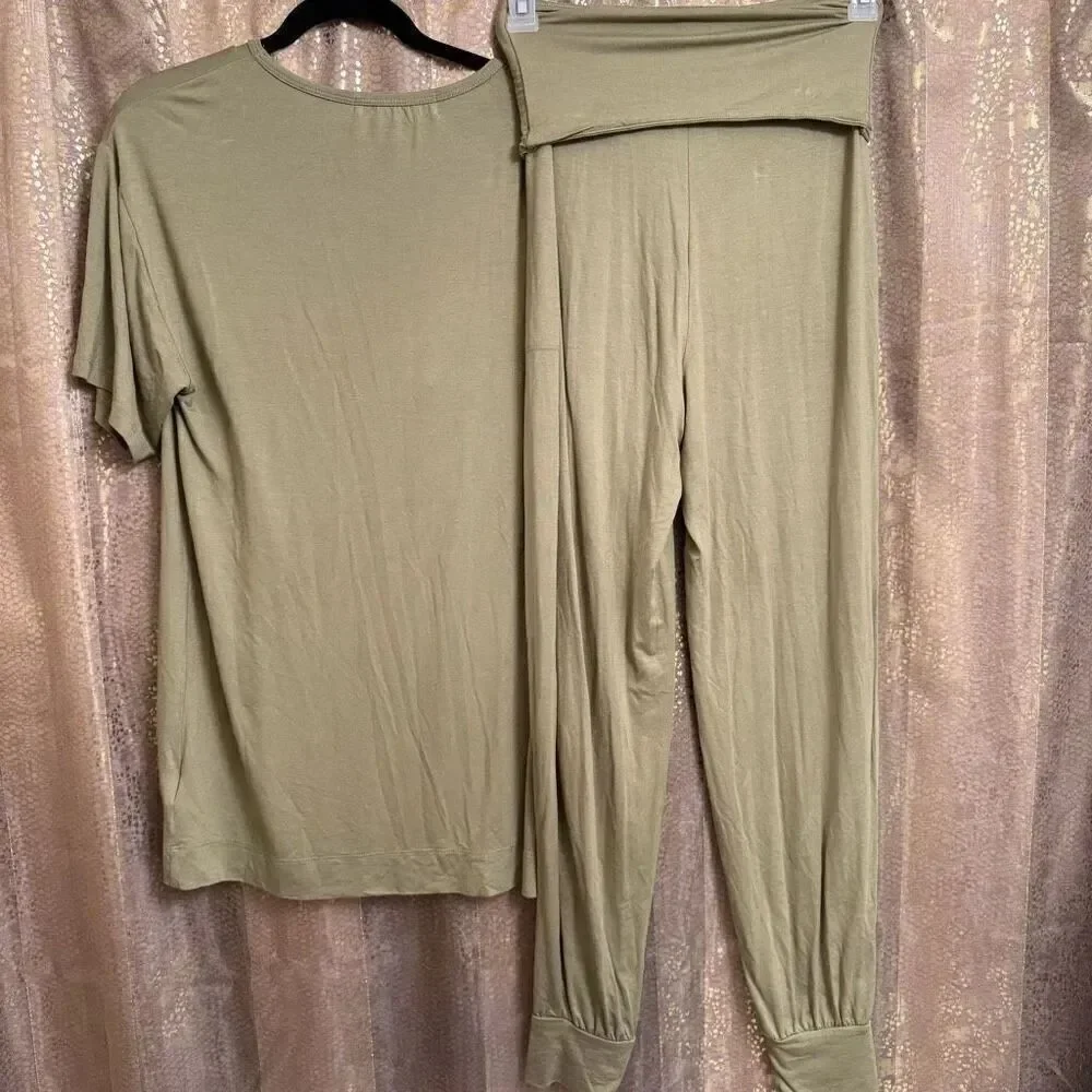 Free People Beach Olive Green Stretchy Long Slit Rayon Top Pants Set XS/S